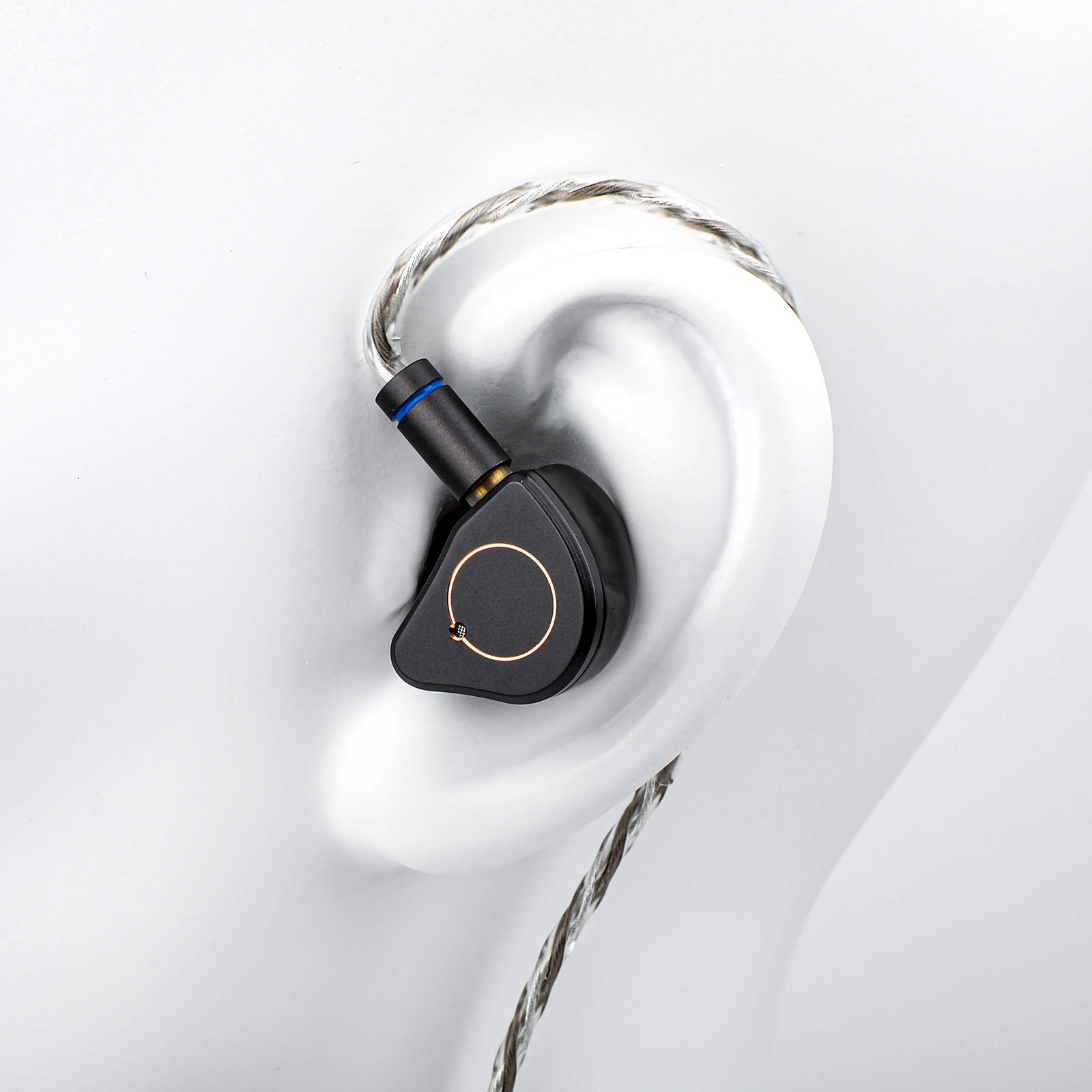 SIMGOT SuperMix 4, 1DD+1BA+1Planar+1PZT Hybrid HiFi Earphones | Oxygen-Free Silver-Plated Cable