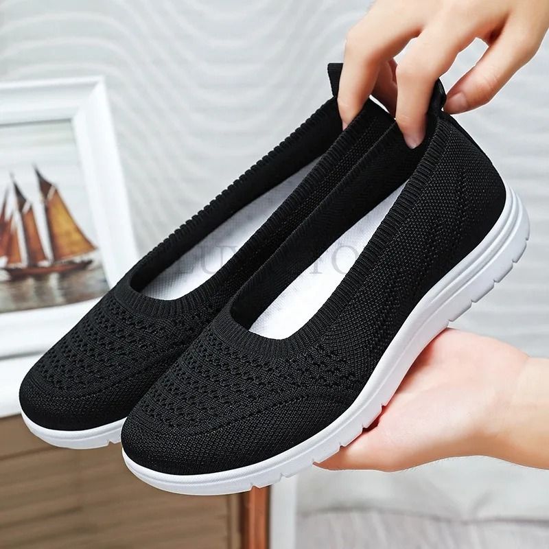 Women slip on breathable mesh flat loafers lightweight casual walking shoes