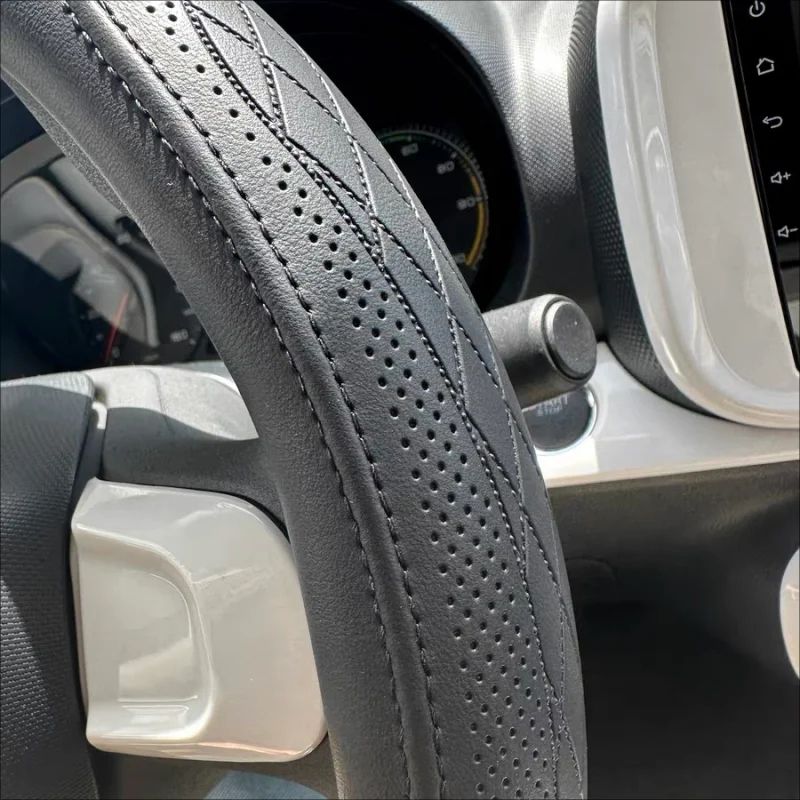 Premium Napa Leather Steering Wheel Cover – Breathable Non-Slip 15 Inch Universal Fit