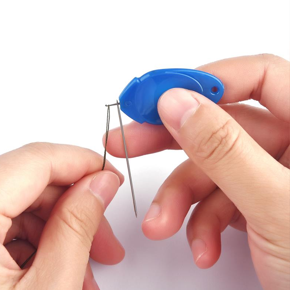 Simple Needle Threader