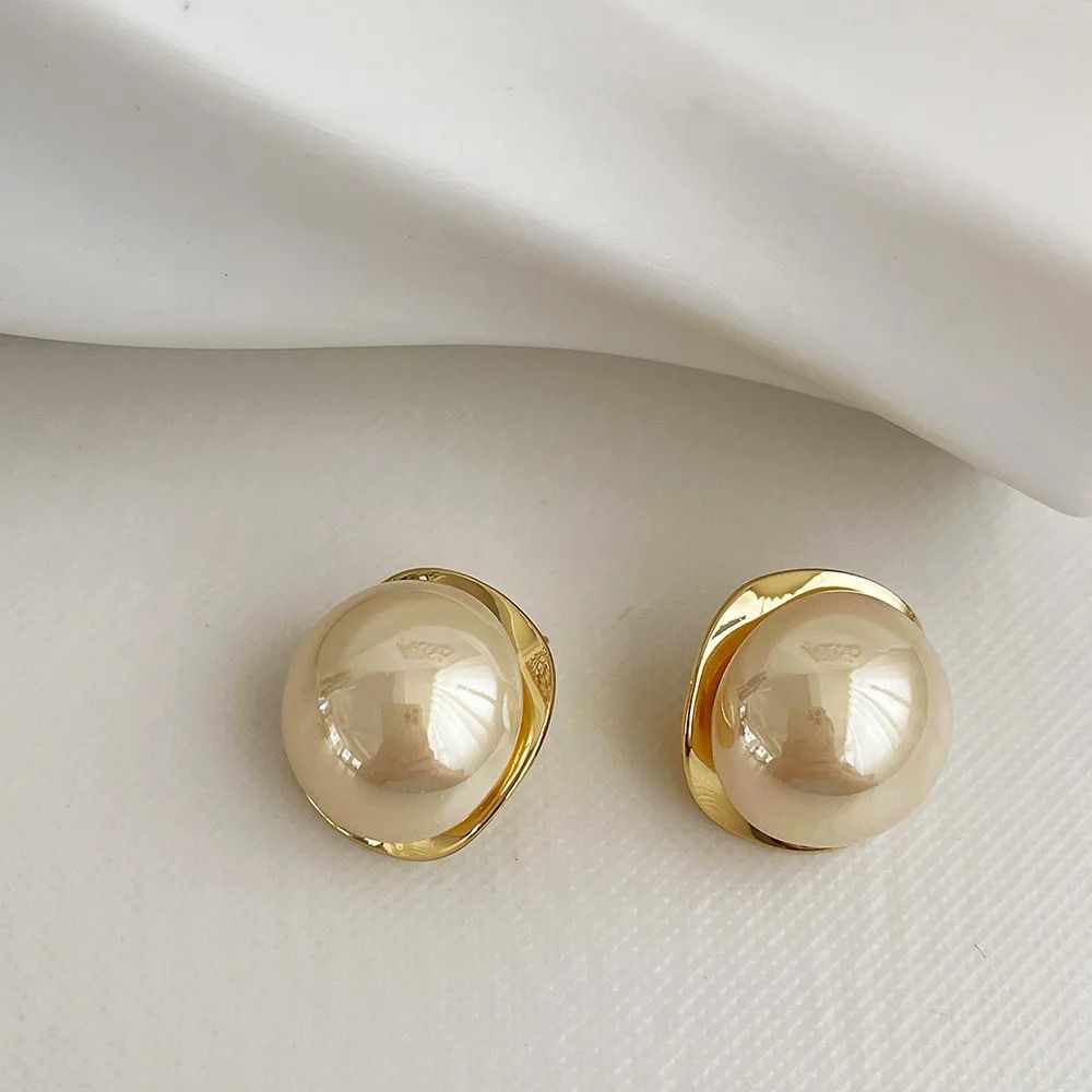 Elegant Gold Tone Pearl Stud Earrings