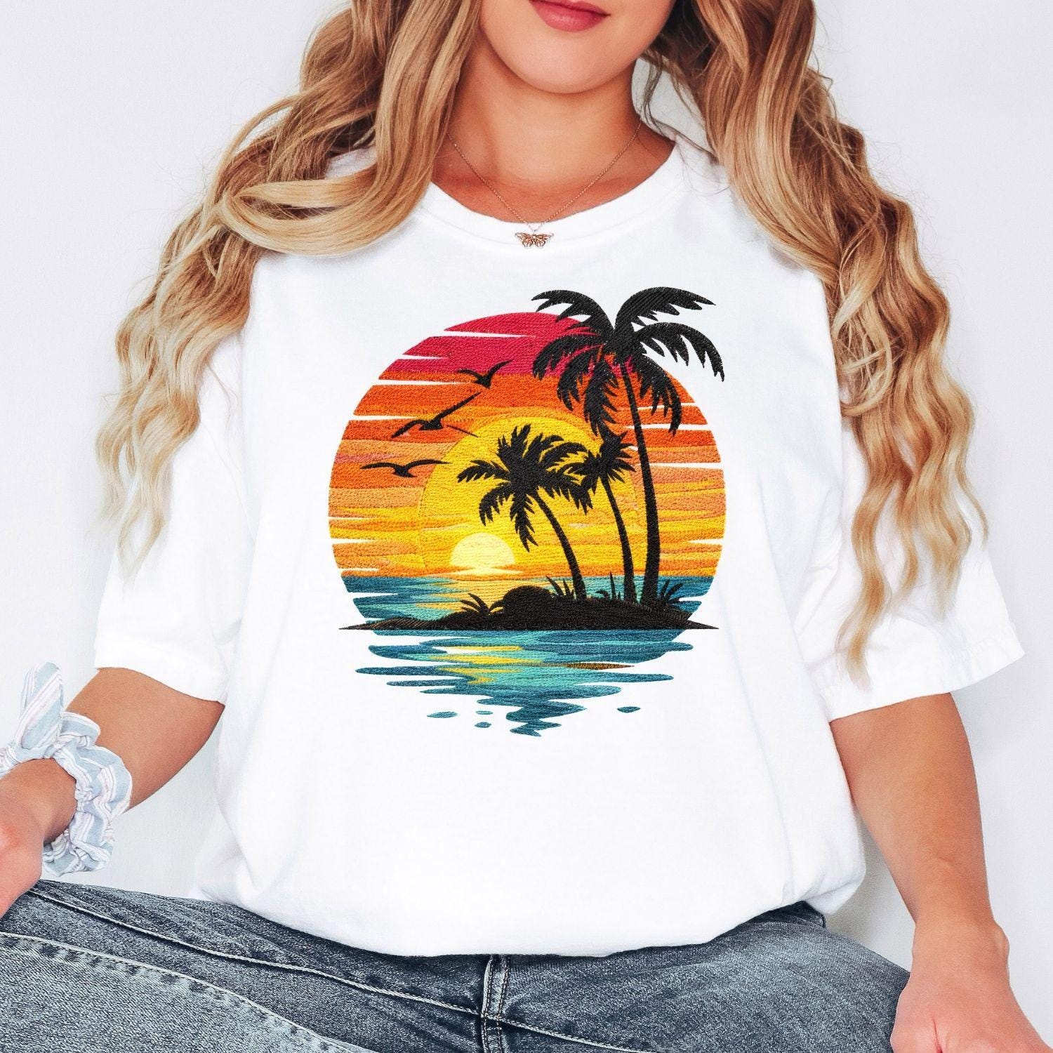 Sunset Palm Tree Shirt Tropical Beach Graphic Tee Summer Vacation Outfit