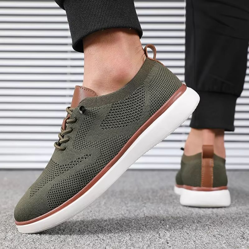 DayStride Lightweight Knitted Walking Shoes