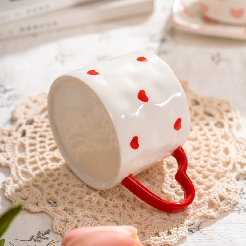 Hand-Painted Ceramic Heart Handle Mug (201–300ml) – Romantic Love Coffee & Tea Cup