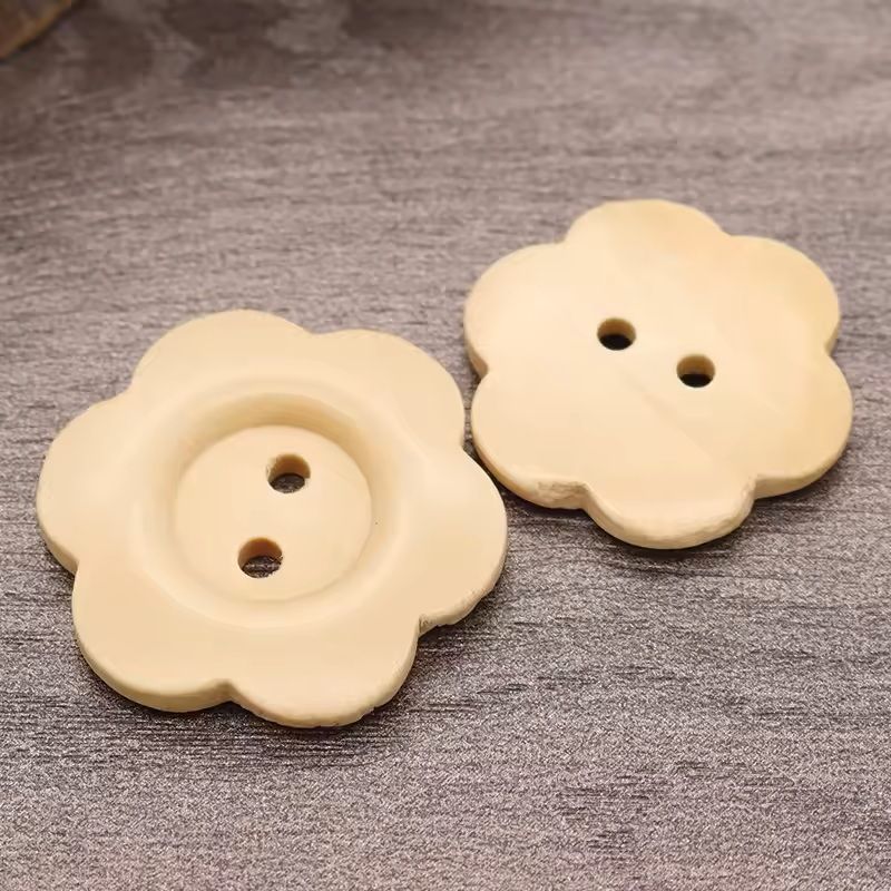 50 pcs Wooden Vintage Buttons – DIY 2-Hole Sewing Buttons for Crafts, Clothing & Handmade Decorations