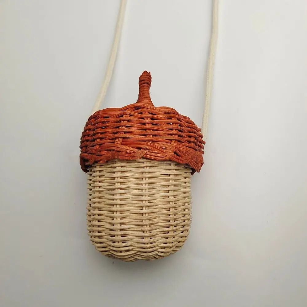 Creative Woven Pinecone Rattan Crossbody Bag