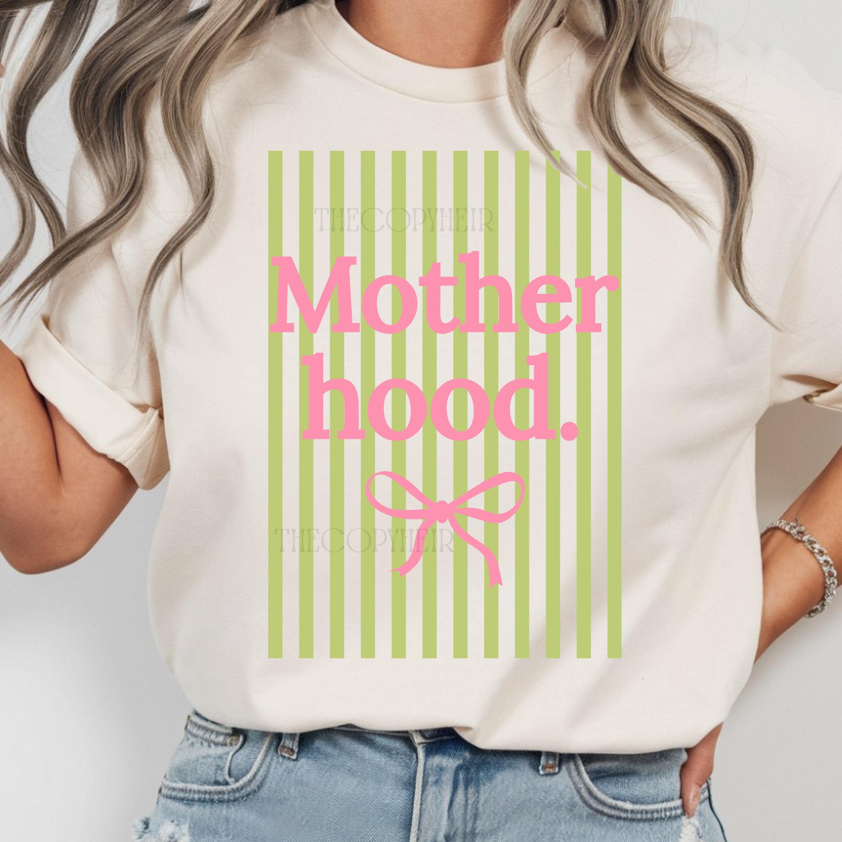 Coquette Motherhood T-shirt Trendy Preppy Mama Design