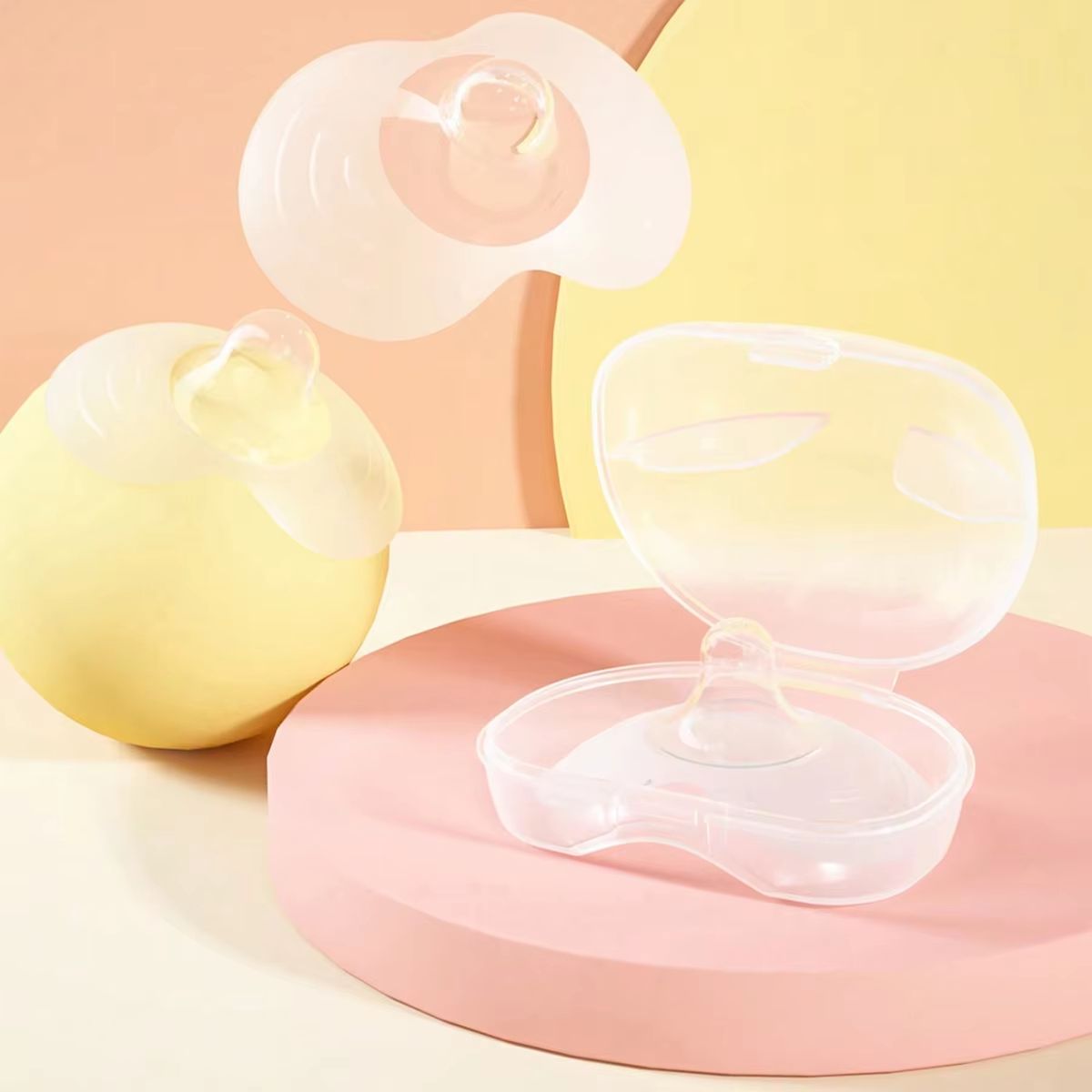 Soft Silicone Nipple Shields 2-Pack with Protective Storage Box for Comfortable Breastfeeding
