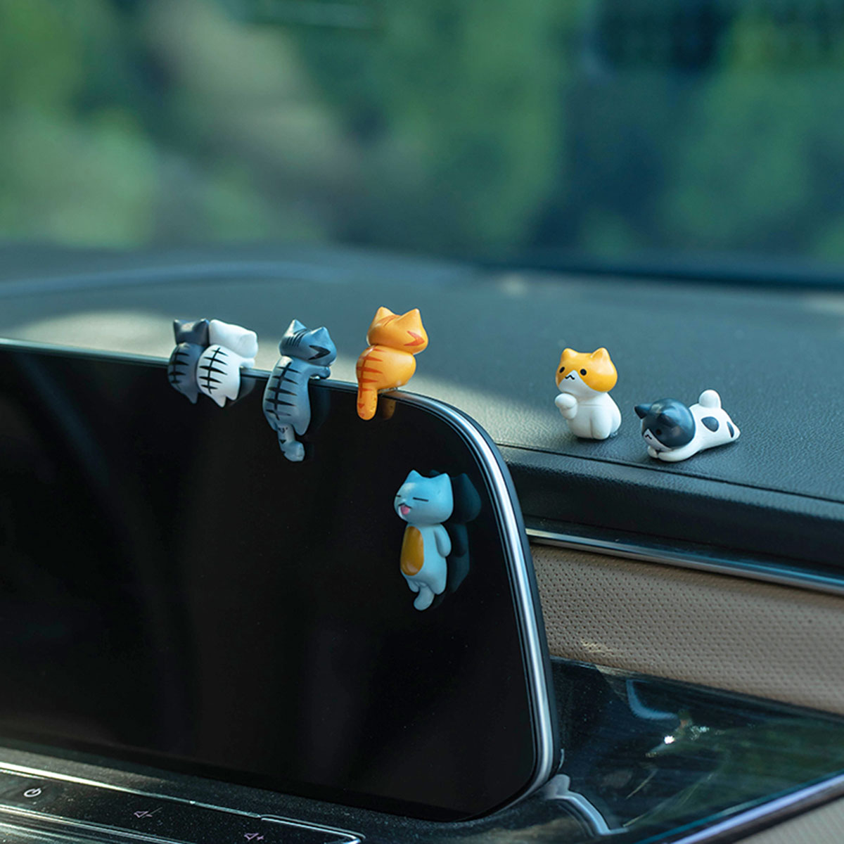 Cartoon Cat Figurines for Car Dashboard PVC Plant Pots Screen Edge Decor