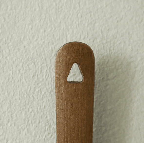 19.7 inches Wooden Magnetic Shoe Horn – Extra Long Handle Easy Wear Shoe Helper