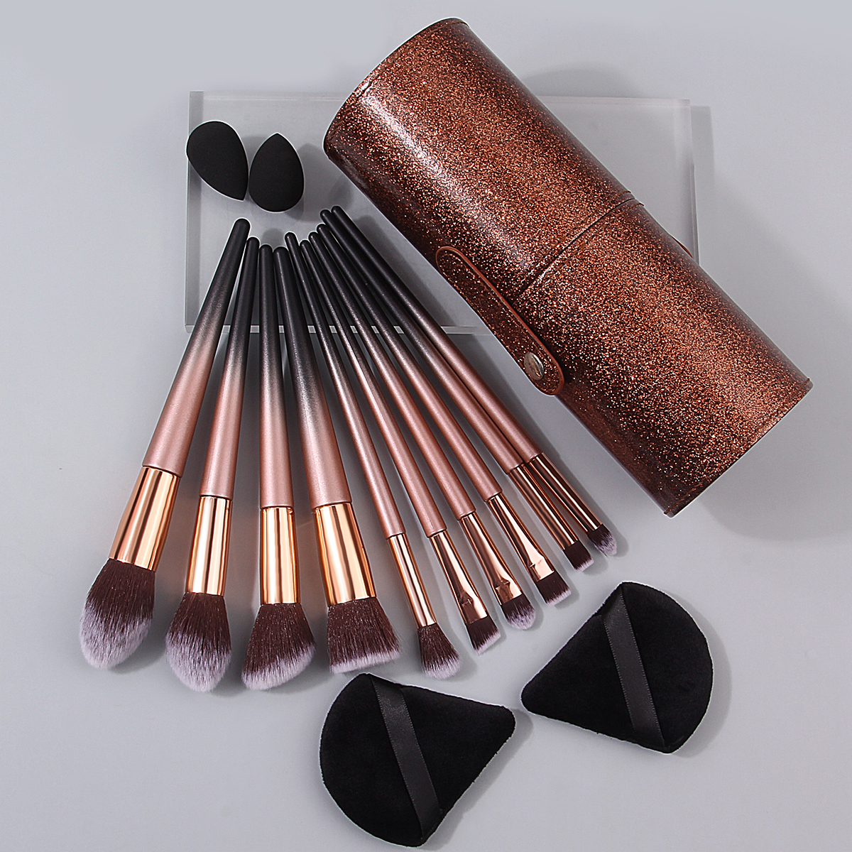Makeup Brush Set with Triangular Powder Puff Small Beauty Egg, 1PCS Covered Large Capacity Storage Bucket