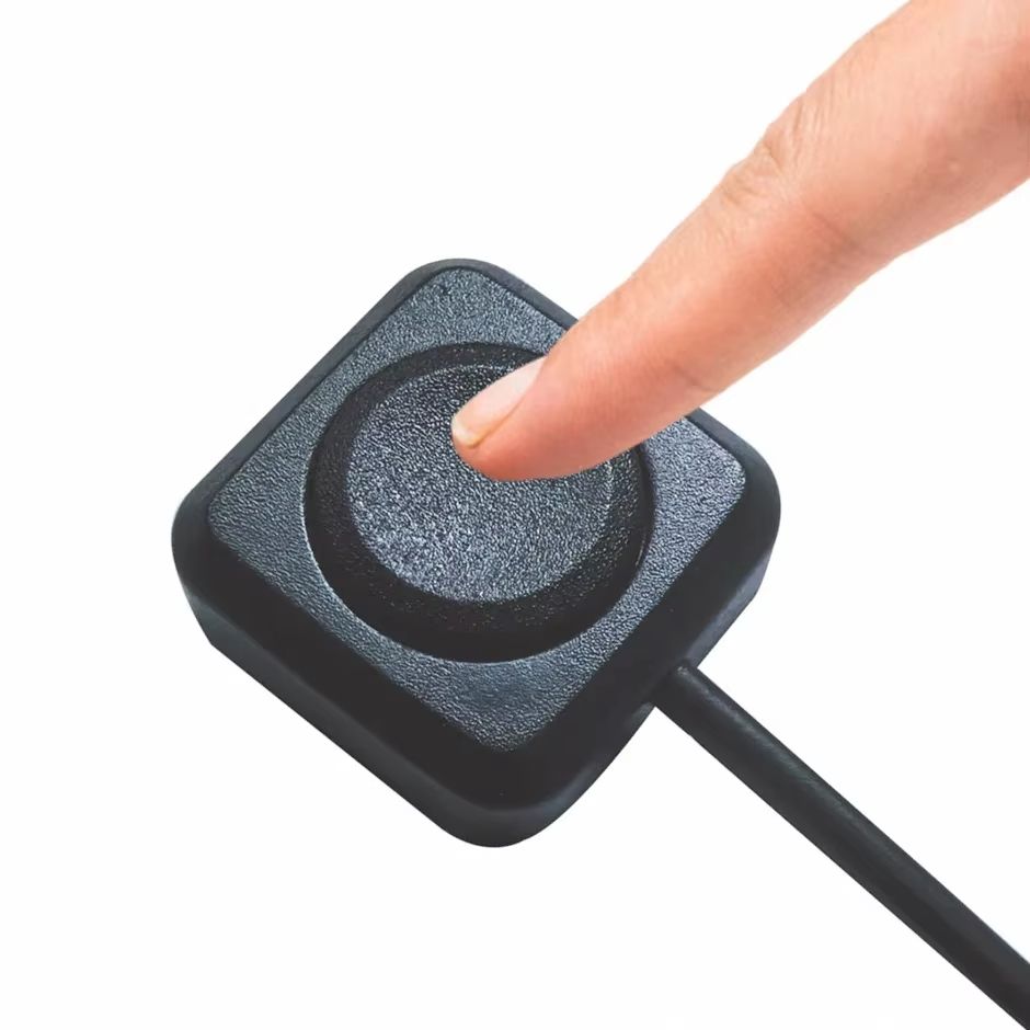 Mini Surface-Mount Momentary Push-Button On/Off Switch (12 V/24 V)