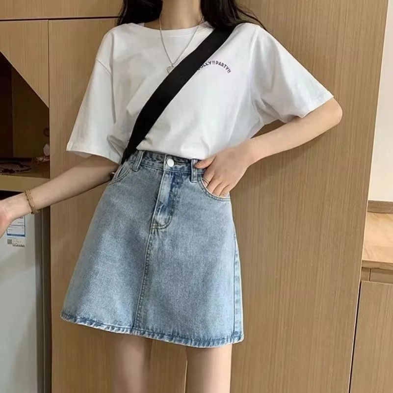 Women's High Waist Denim Mini Skirt – Slim Fit Y2K Jean Skirt with Pockets