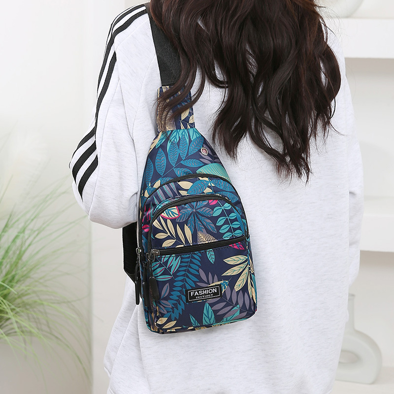 Large Capacity Single Shoulder Breast Bag, Trendy Versatile Crossbody Bag, Outdoor Leisure Bag for Women