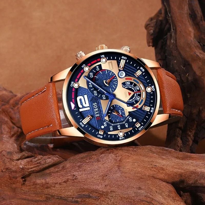 Classic Leather Quartz Wristwatch
