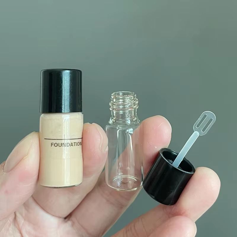 0.14 fl oz Refillable Liquid Foundation Travel Bottle Set with Mini Scoop