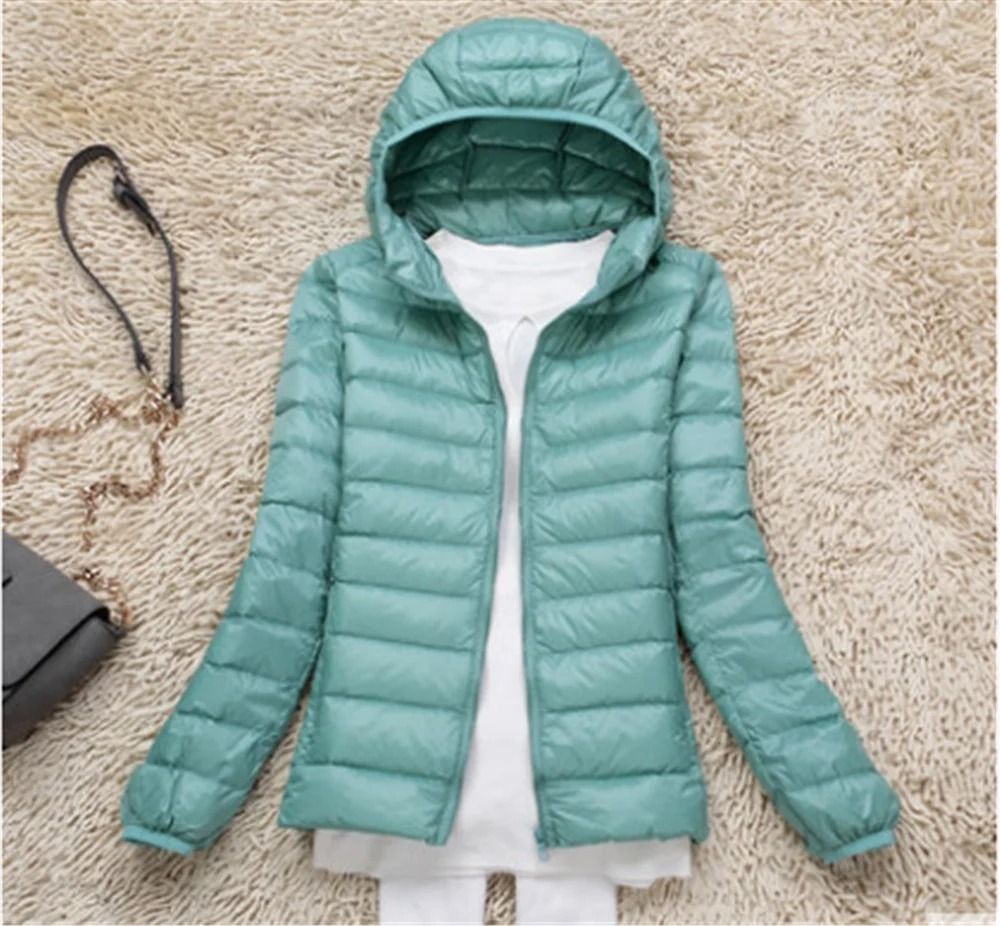 Ultra Lightweight Packable Hooded Puffer Jacket
