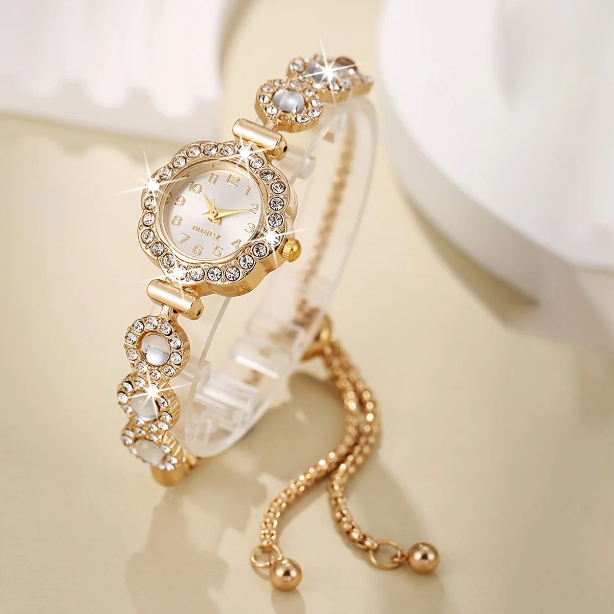 Rhinestone Bracelet Watch – Fashionable Crystal Studded Quartz Wristwatch for Ladies & Girls