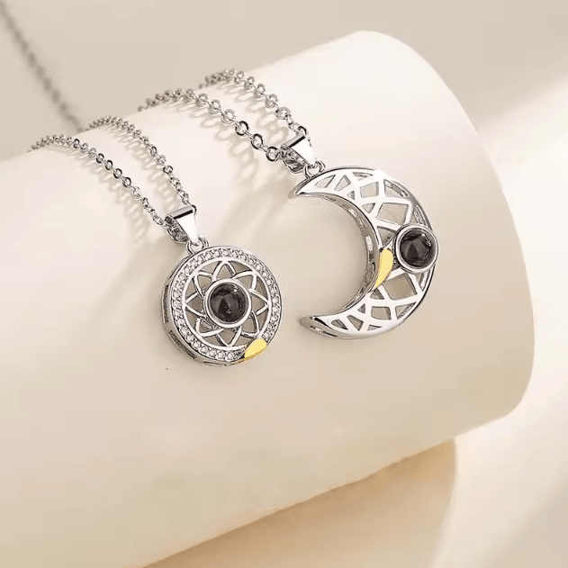 EternalBond 2-Piece Magnetic Couple Necklace – I Love You in 100 Languages Projection Heart Set