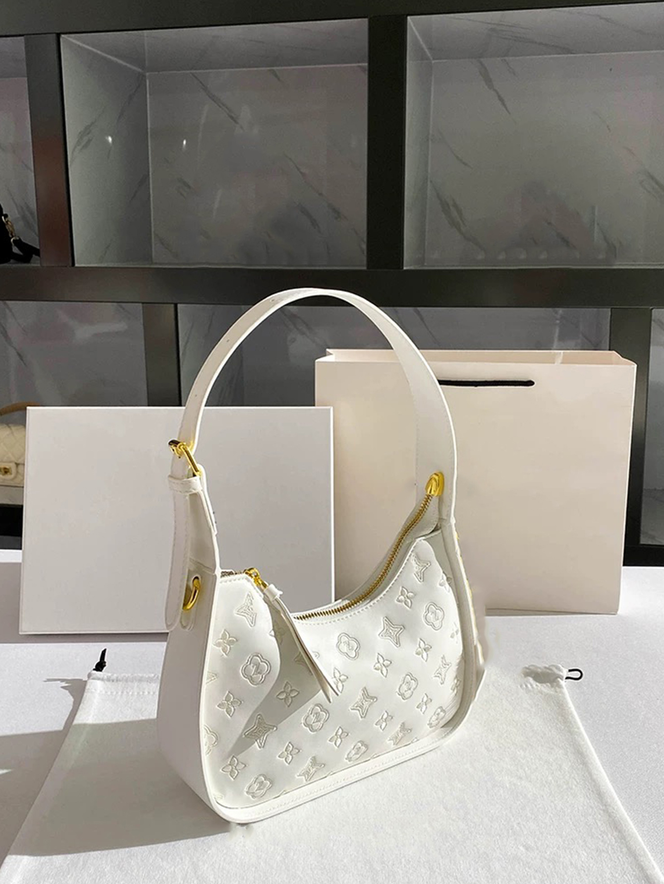 Women's High-End New Fashion Embroidered Underarm Bag, Crossbody Baguette for Easy Match