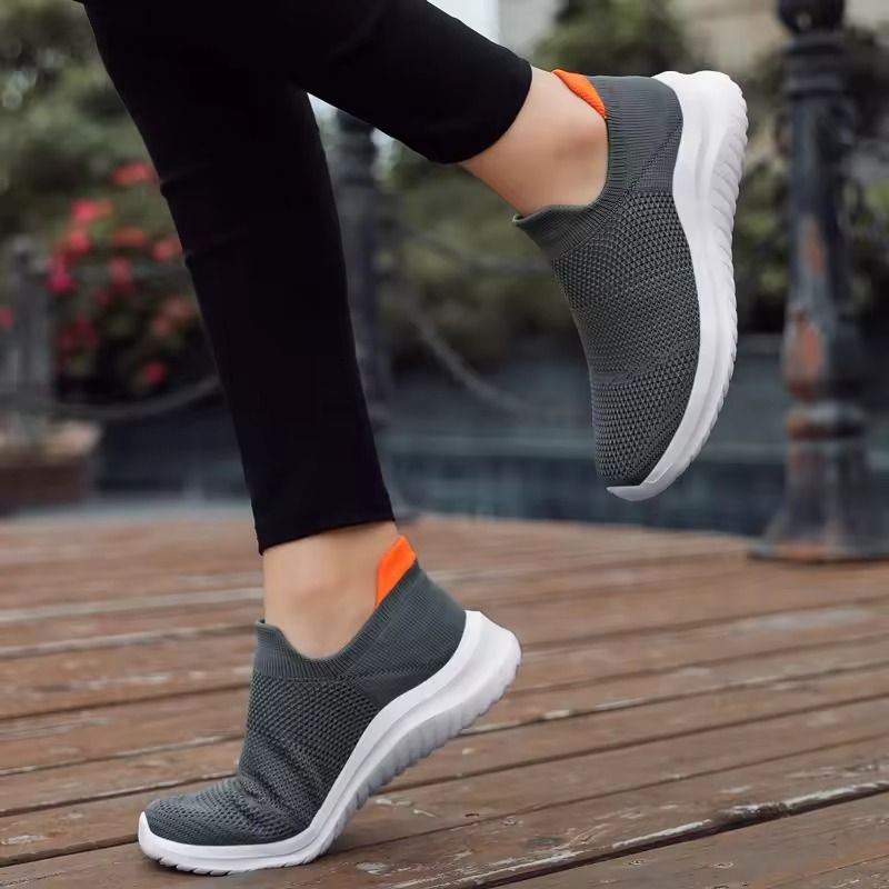 Classic White High Top Canvas Sneakers for Men and Women Durable Flat Shoes