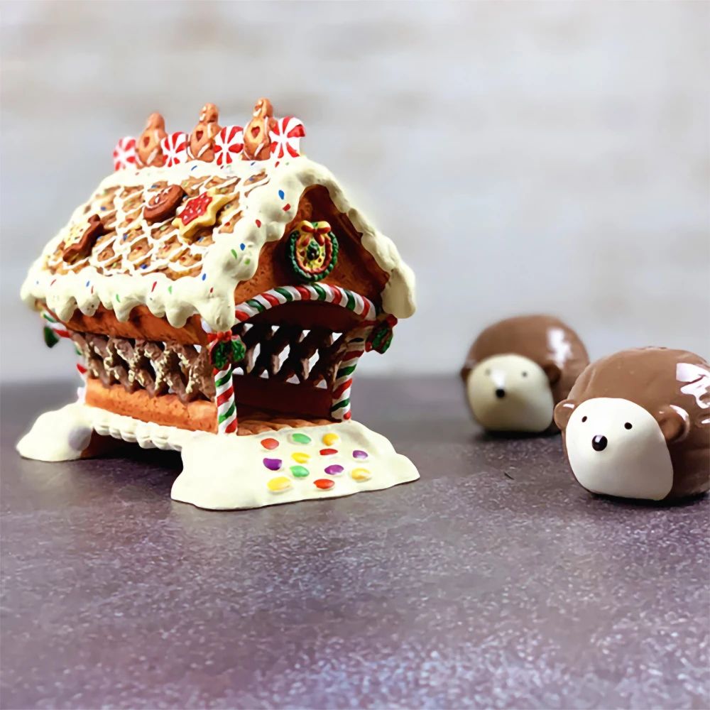 Ceramic Gingerbread Hamster House Cozy Small Pet Hideout Christmas Decor