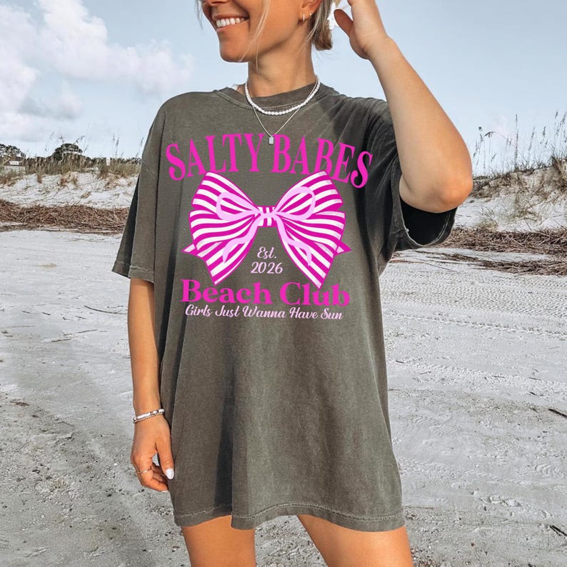 Salty Babes Beach Club Shirt Bow Graphic Summer Beach Vacation Tee