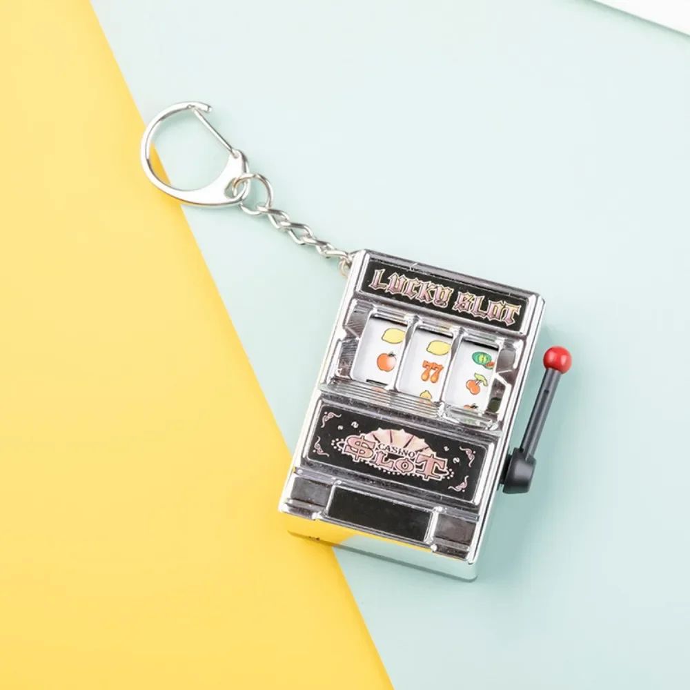 Simple Fashion Trend Slot Machine Keychain, Creative Fruit Machine Toy & Personalized Car Pendant Gift