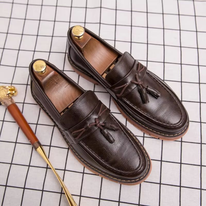 Men's Slip On Leather Loafers Retro Casual Shoes Thick Sole Round Toe Handmade Fringe Design