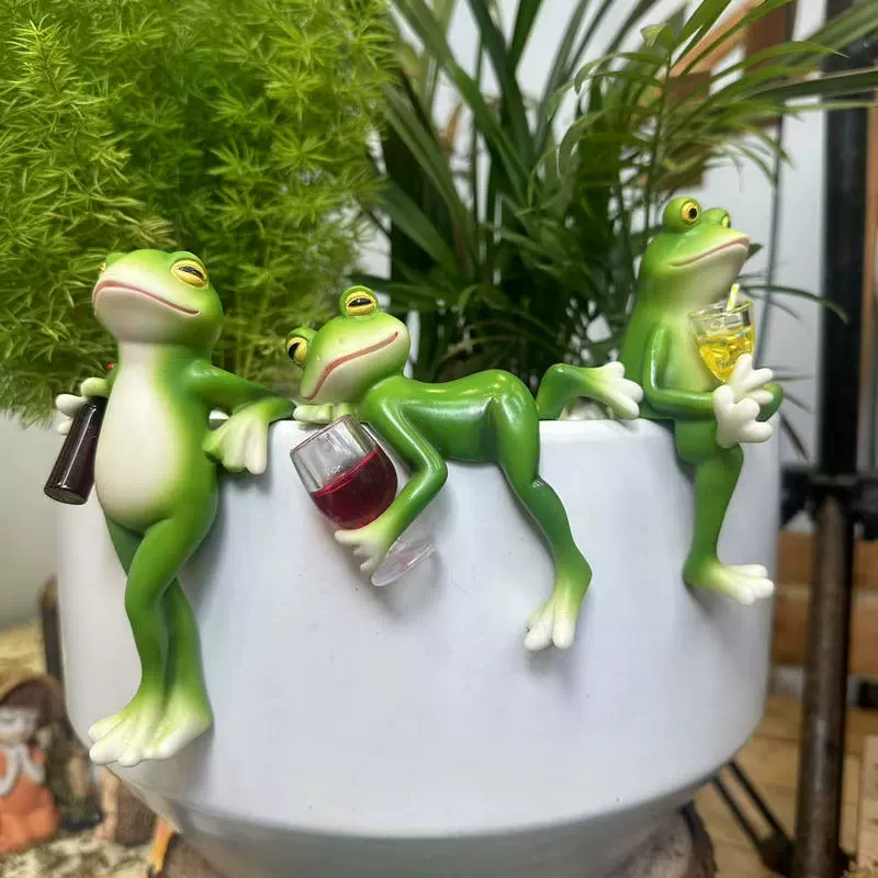 Creative Handmade Resin Frog Planter for Outdoor, Balcony, Garden Decoration
