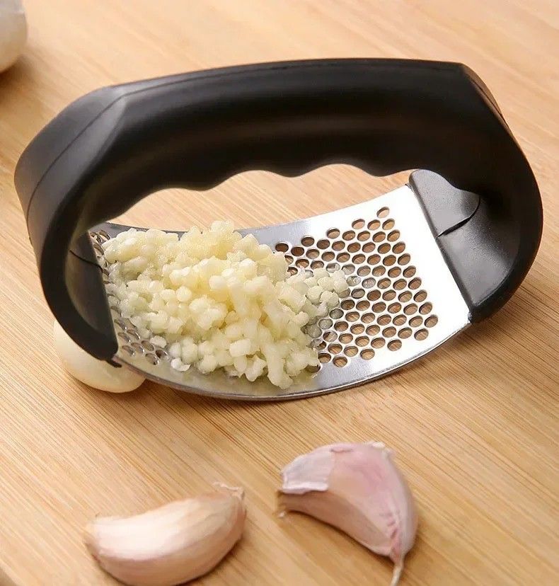 Upgraded Stainless Steel Garlic Press Rocker Manual Garlic Ginger Crusher and Mincer Kitchen Tool