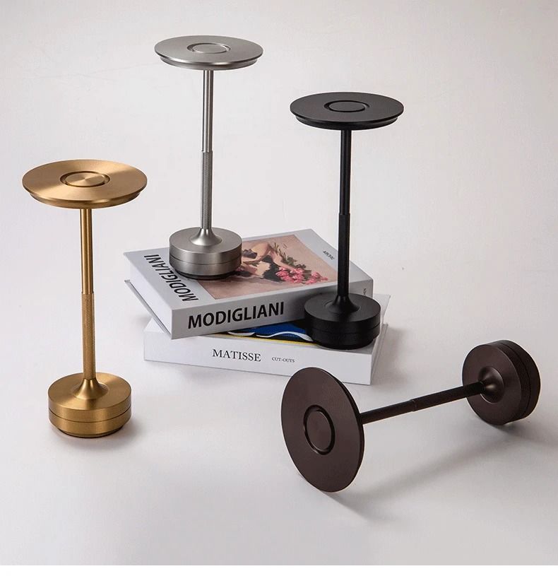 Aluminum Alloy Retro Portable Rechargeable LED Desk Lamp