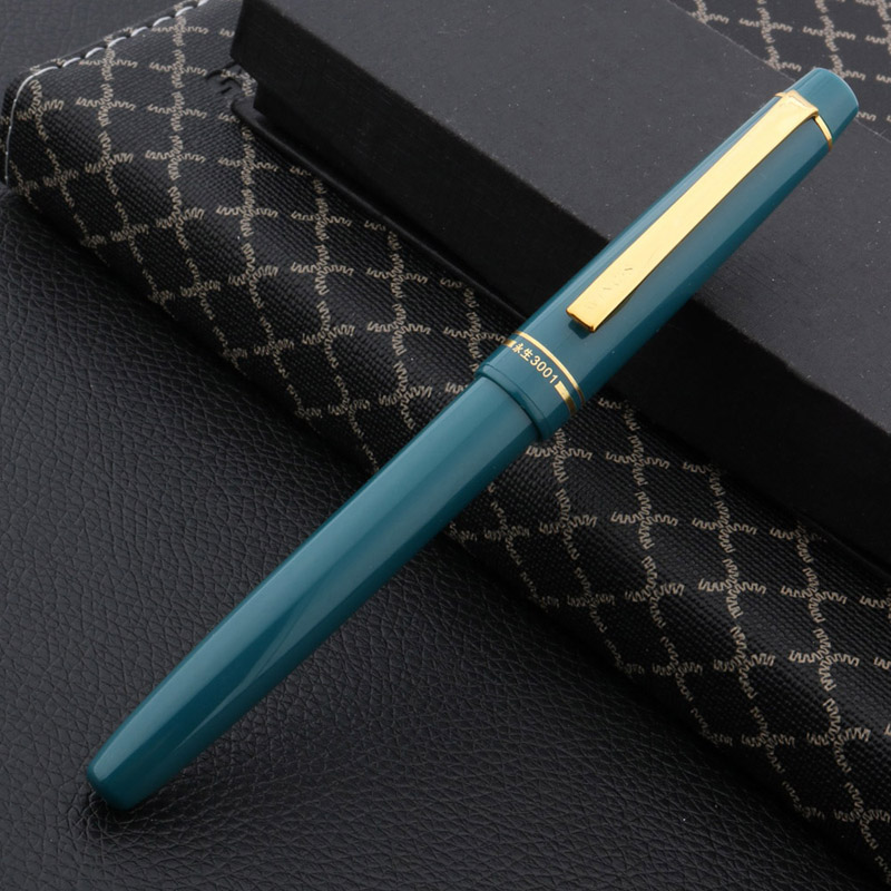 Precision Flow Fine Tip Fountain Pen with Rotating Cap for Smooth Writing