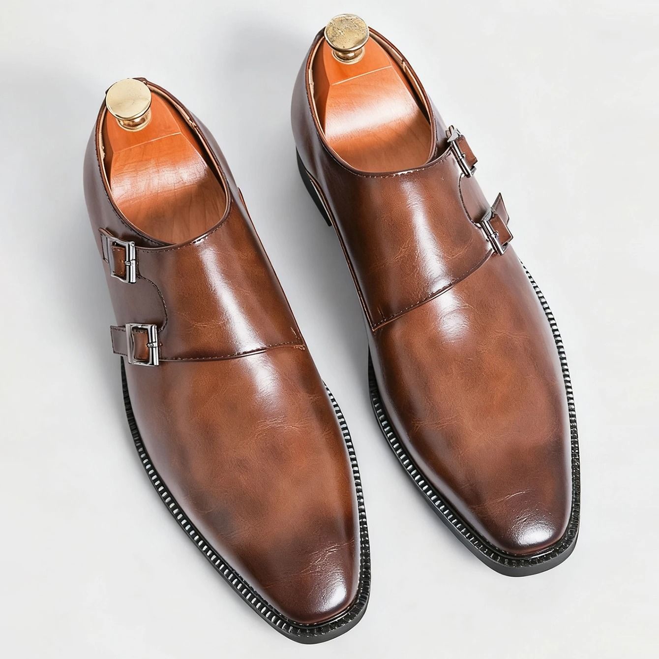 Classic Retro Monk Strap Leather Shoes for Men with Pointed Toe and Buckle Comfortable Business and Wedding Oxfords