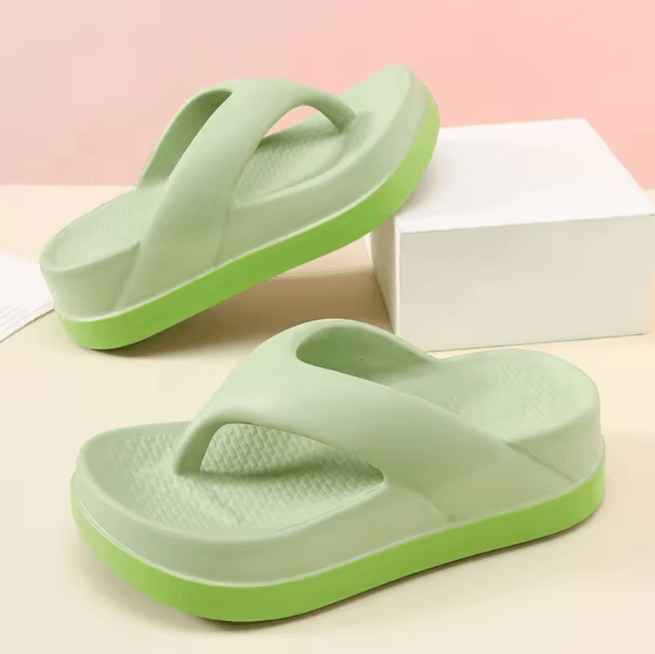 BreezeWalk Women Summer Beach Flip Flops Anti Slip Casual Sandals