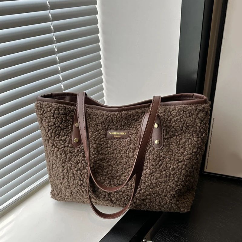 CozyCarry Faux Fur Large Capacity Tote Bag | Soft Lamb Wool Women's Winter Shoulder Handbag with Zipper