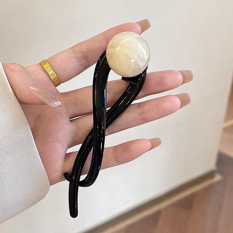 Retro S Shape Twist Hair Clip Hollow Out Ponytail Barrette