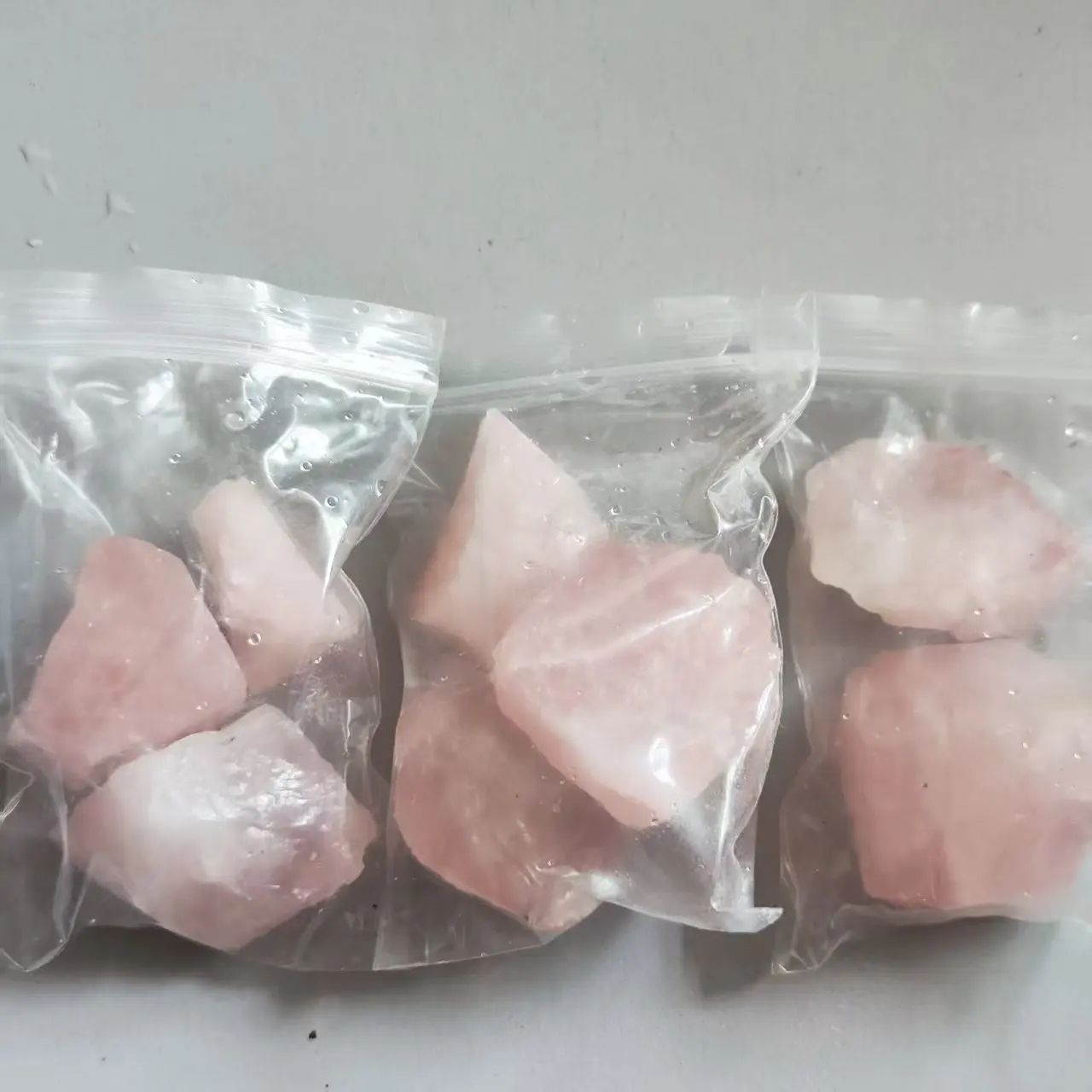 Natural Rose Quartz Crystal Stone – Healing Pink Quartz Decor & Energy Gem