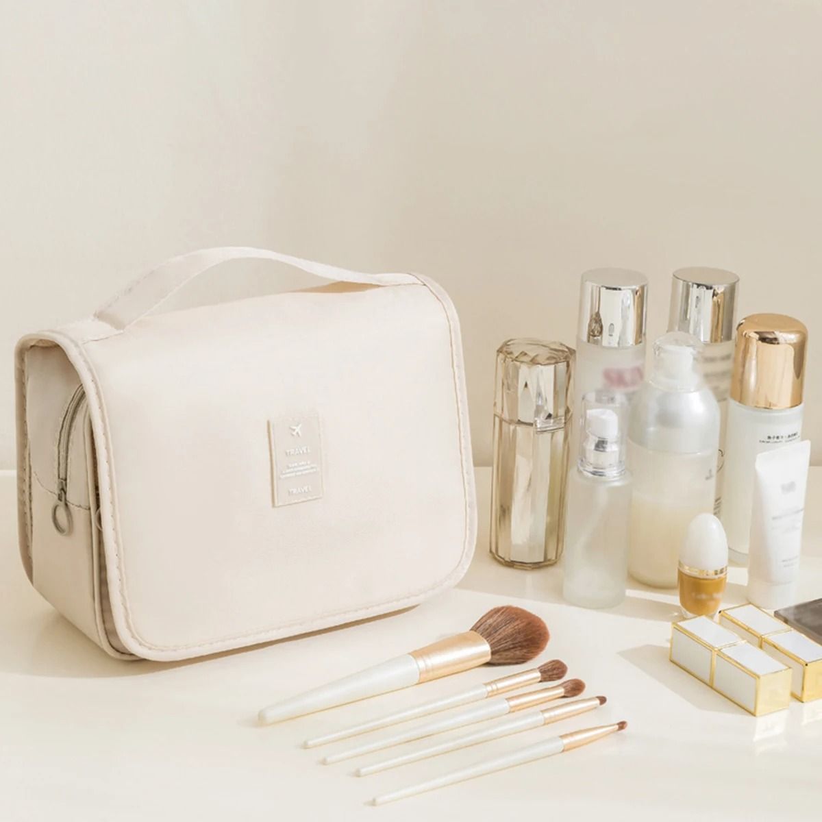 Multi-Functional Hanging Toiletry and Dry-Wet Separation Travel Bag