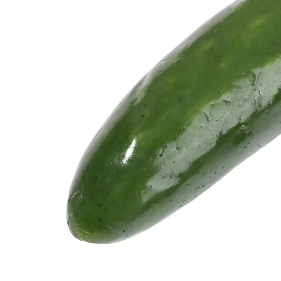 Realistic 3-Piece Simulation Cucumber Set – Lifelike Artificial Vegetable Props for Home & Kitchen Decor
