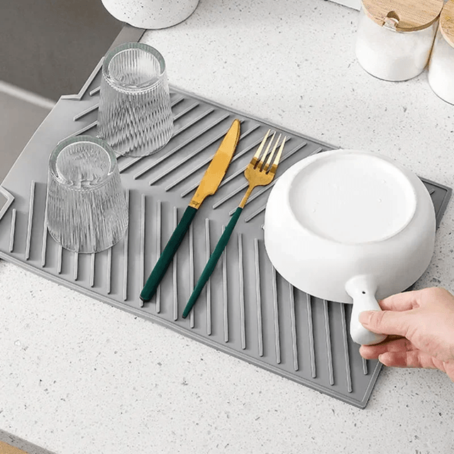 Silicone Drain Mat for Bar Sink and Kitchen Utensils