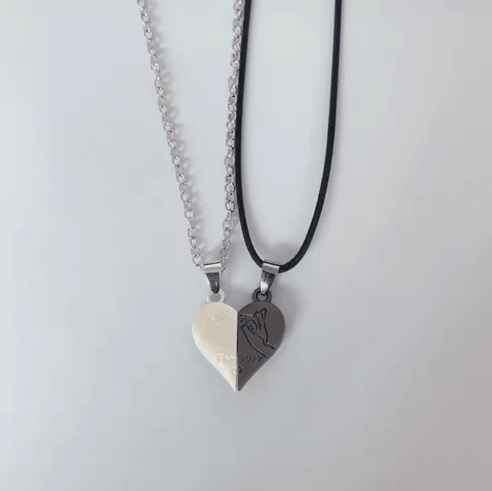 HeartbeatUnion Magnetic Couple Pendant Necklace – Electrocardiogram Heart Jewelry Gift Set