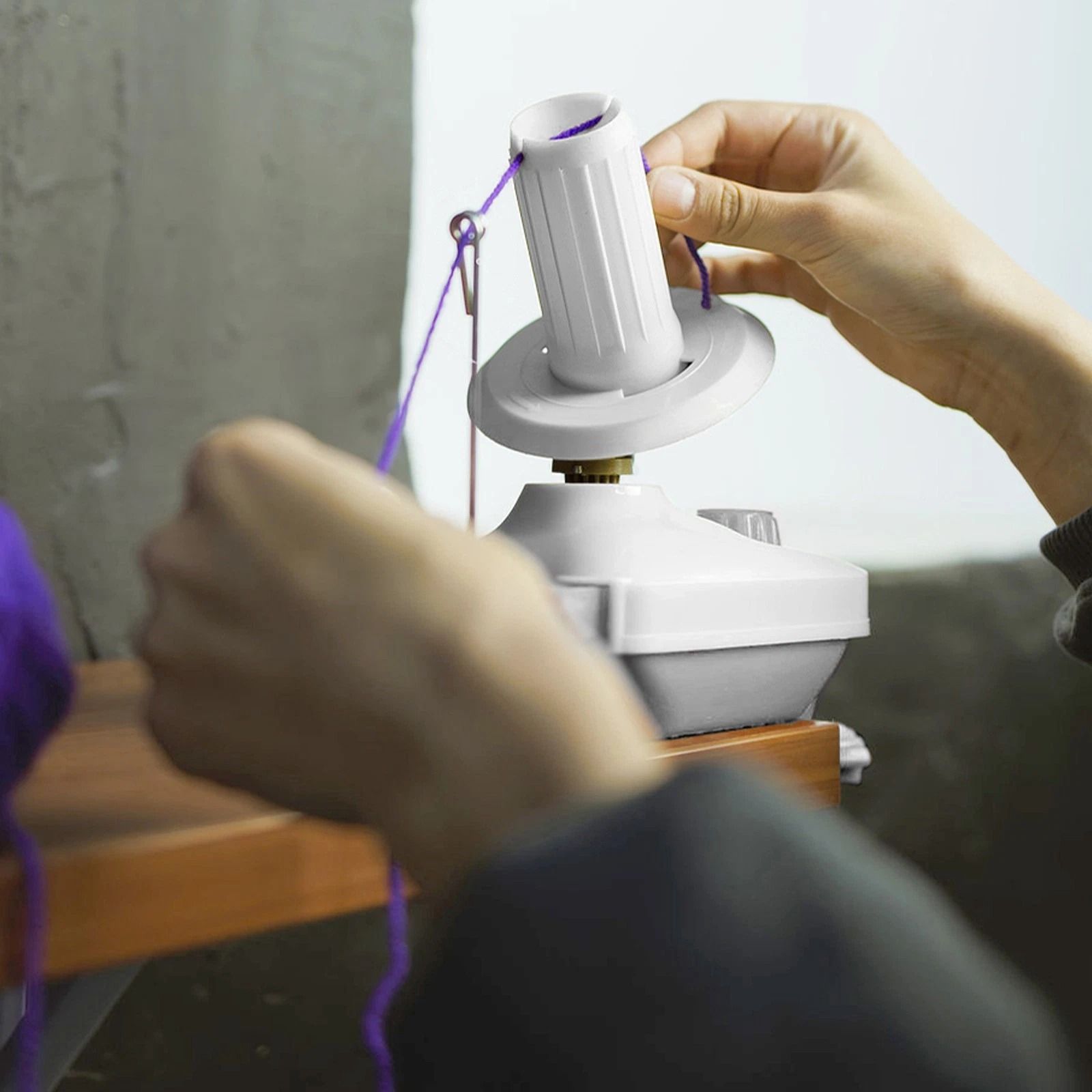 Lightweight Hand Operated Yarn Ball Winder with Portable Base Perfect for Knitting and Crocheting Projects