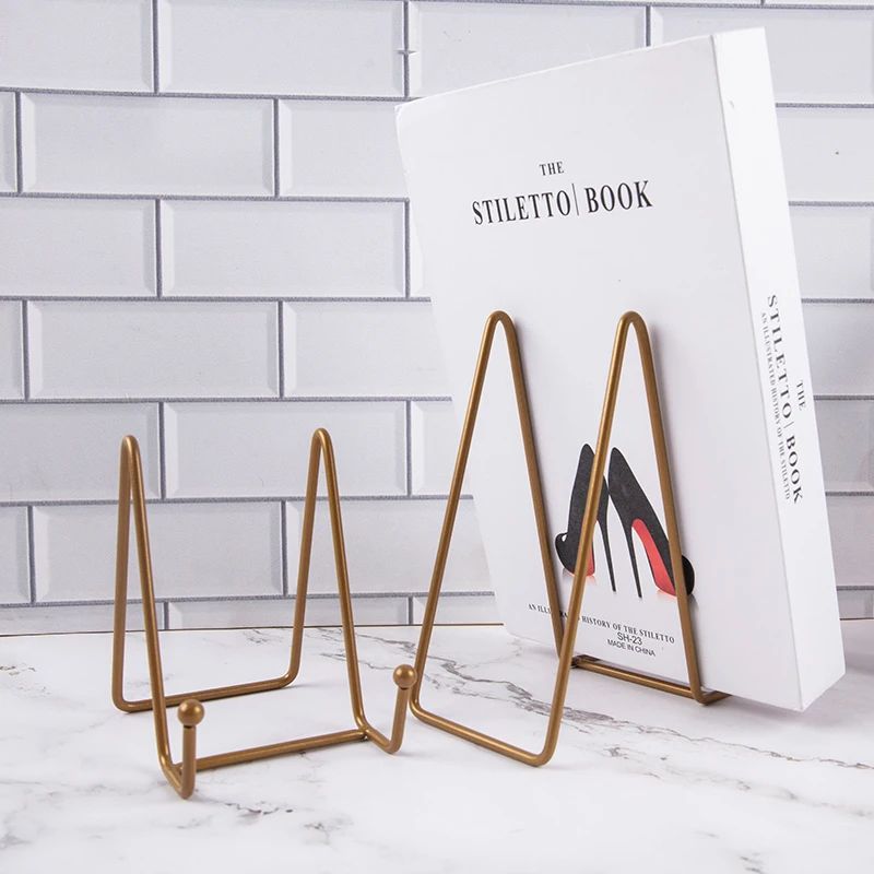 Metal Plate Display Stand for Photos and Decor