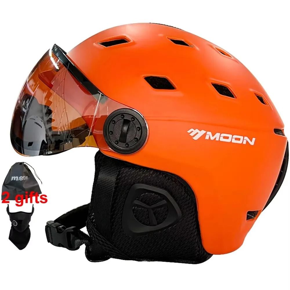 Integrally Molded PC EPS Skiing Helmet with Built-In Goggles