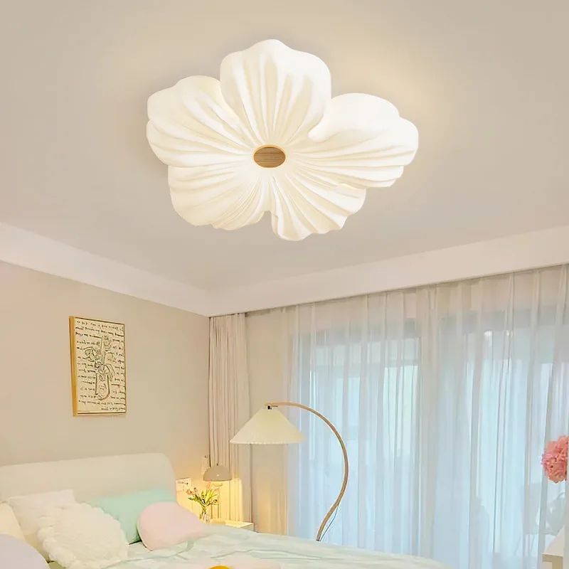 Nordic Blossom LED Ceiling Light – Modern LED ceiling light for Living Room & Bedroom