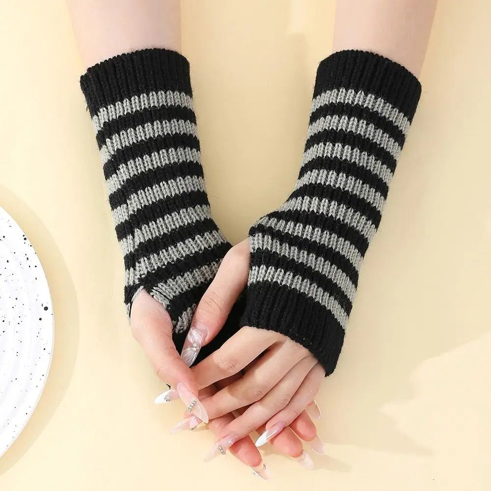 Gothic Striped Fingerless Arm Warmers - Harajuku Y2K Knit Sleeves