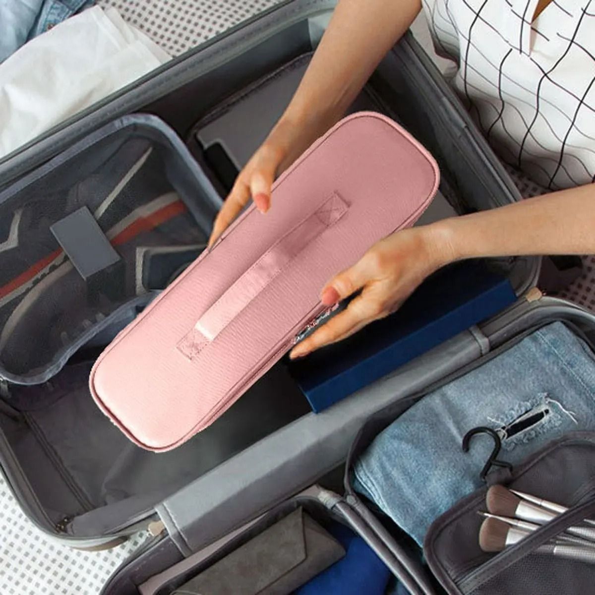 Portable Double-Layer Hair Dryer and Curling Iron Storage Bag