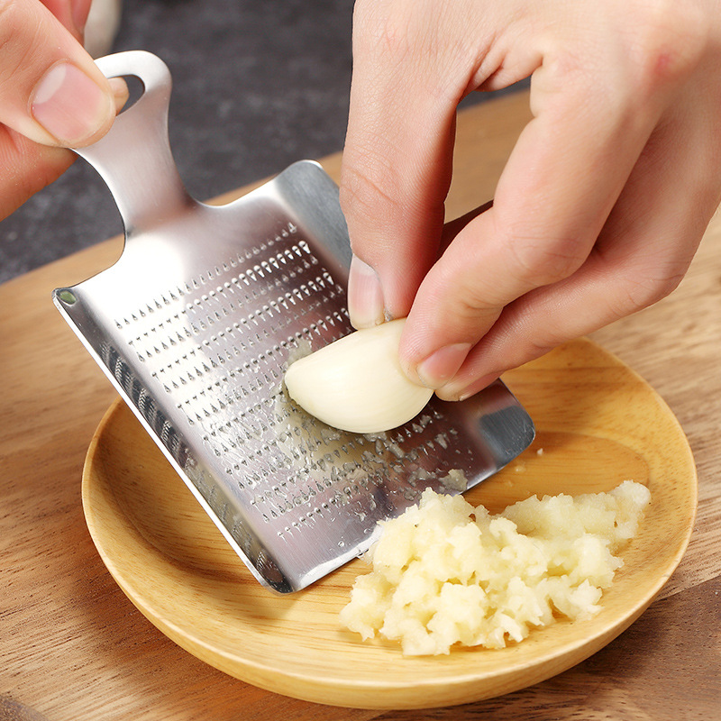 Mini Stainless Steel Ginger & Garlic Grater Manual Peeler & Crusher for Easy Kitchen Use