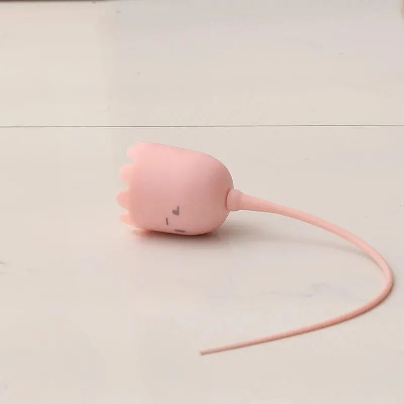Electric Cat Teasing Stick Intelligent Tail Wagging Cat Toy with Silicone Tail Automatic Rotating Motion, USB Recharge